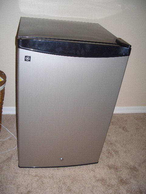 Mini Fridge.jpg