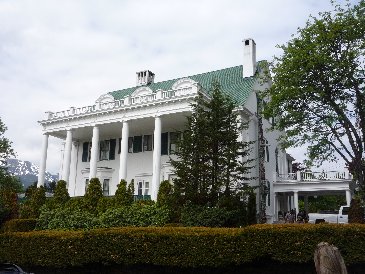 Cruise Governor's house.jpg